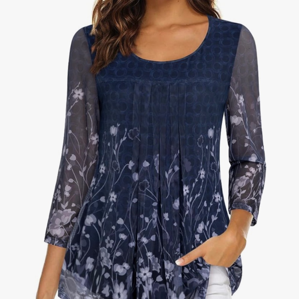 NWT, Soft, pretty blue top. Medium